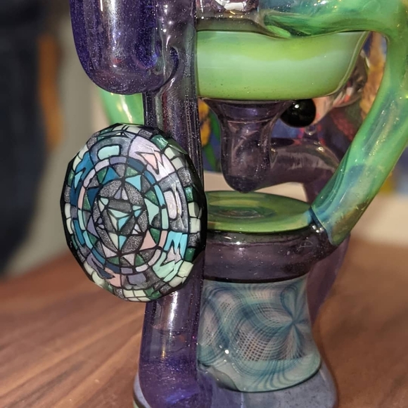 Custom glass rig - Picture 1 of 5
